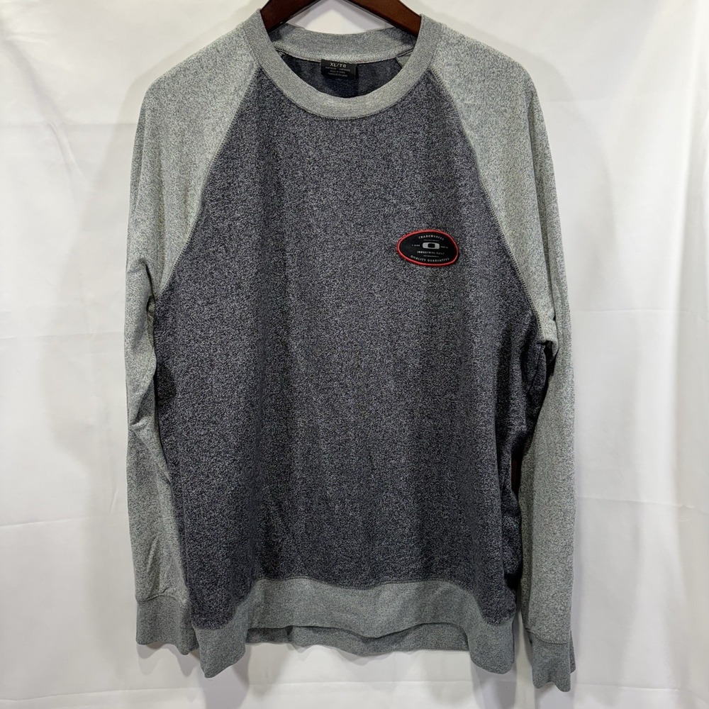 Oakley Long Sleeve pullover Grey Athletic Sweatshirt Crew Neck Men's XL * #1036
